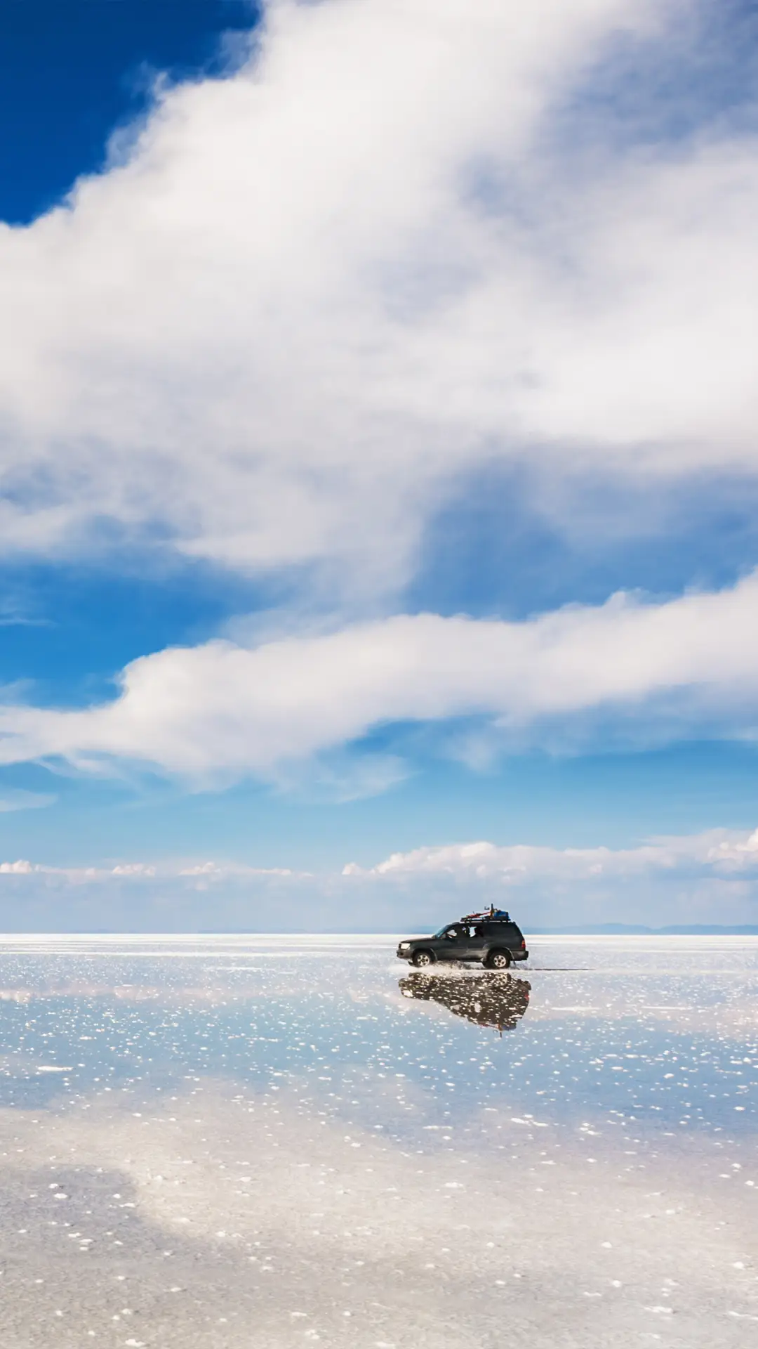 天空之镜-拍信图库