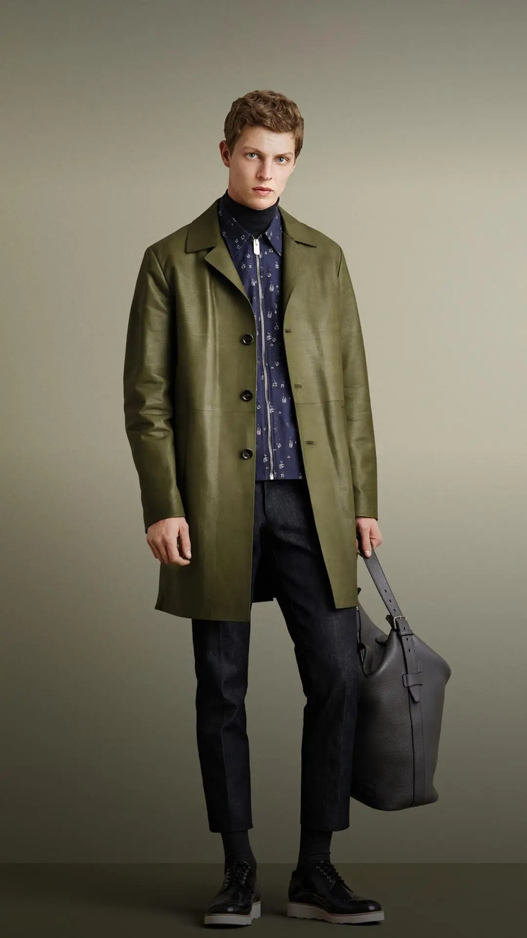 “衣”揽“包”收