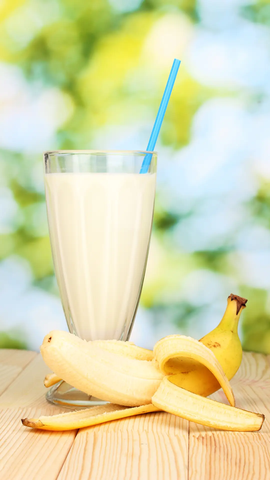 缤纷的水果奶昔