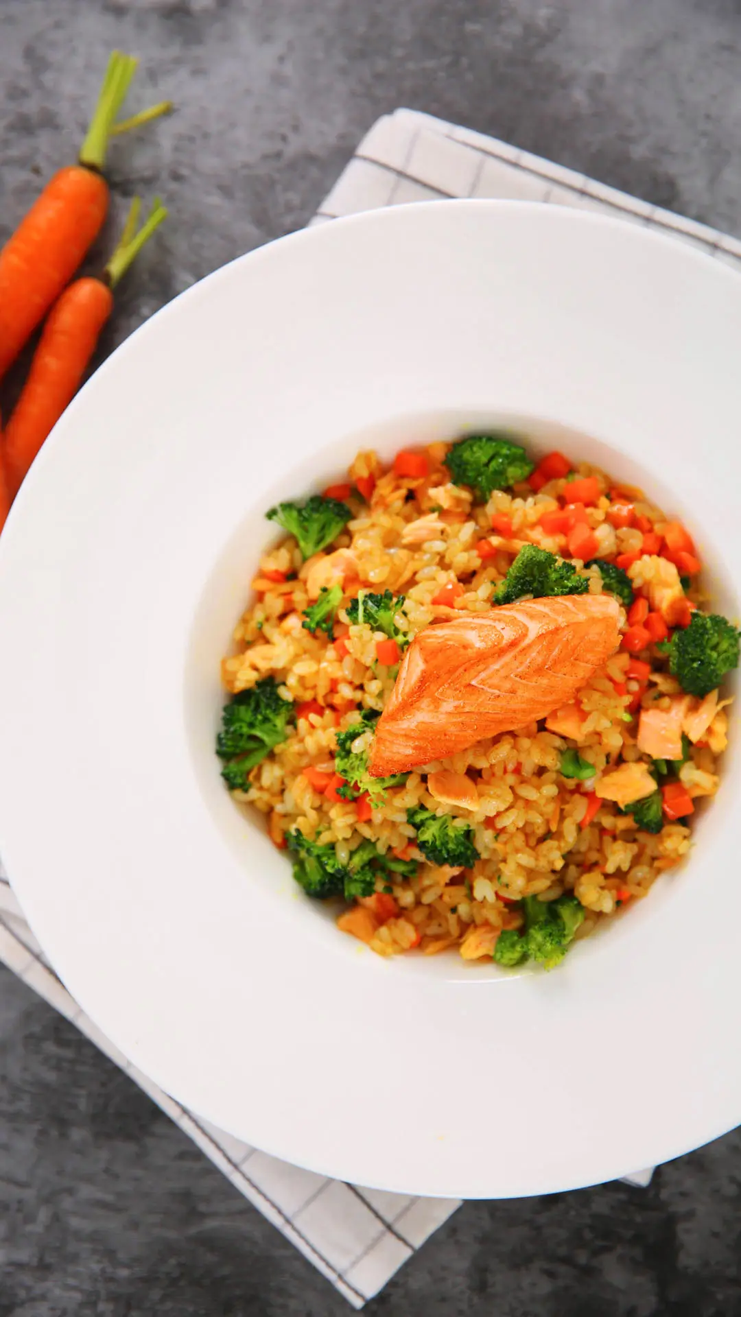 三文鱼咖喱炒饭