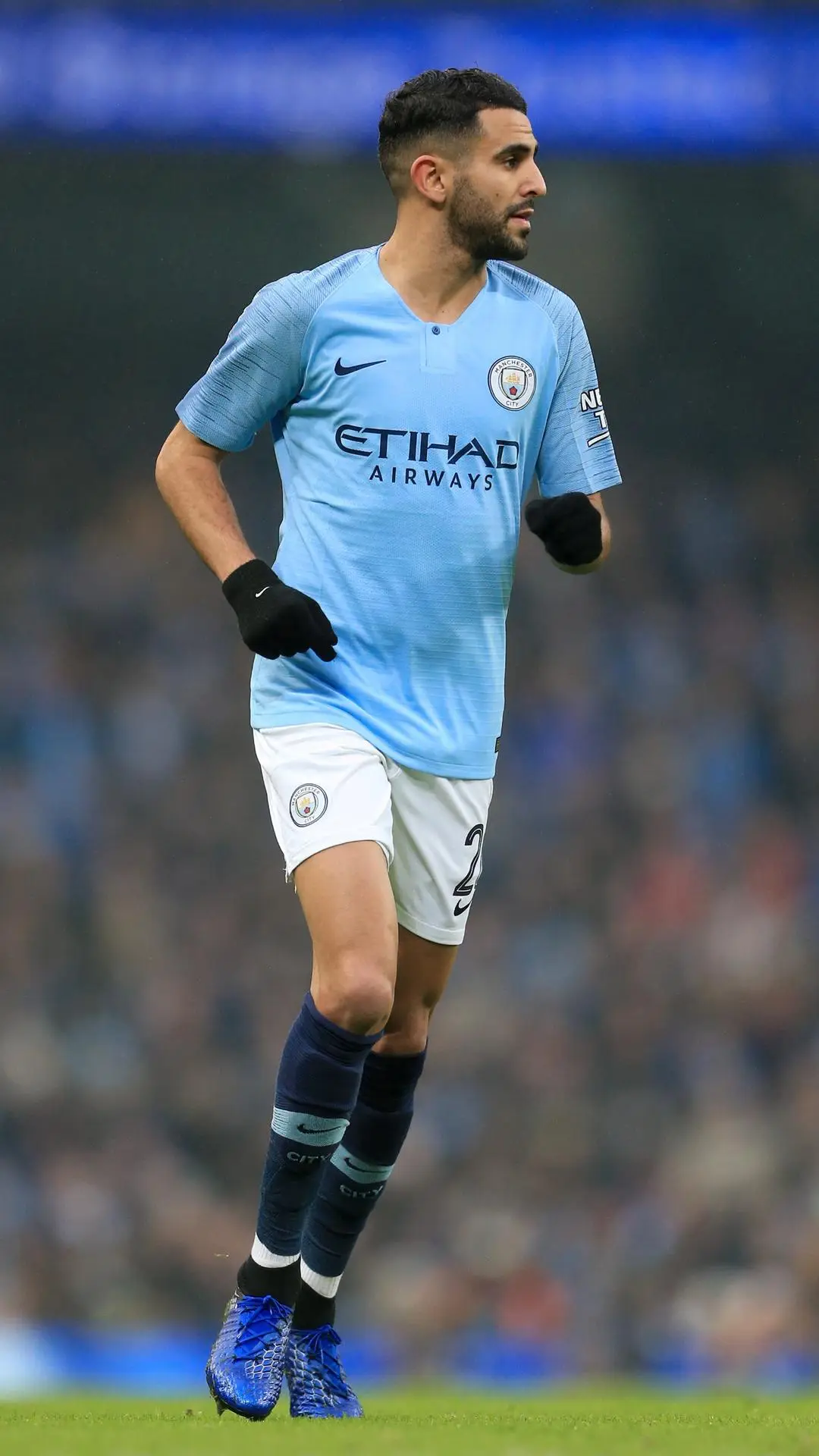 曼城边锋马赫雷斯