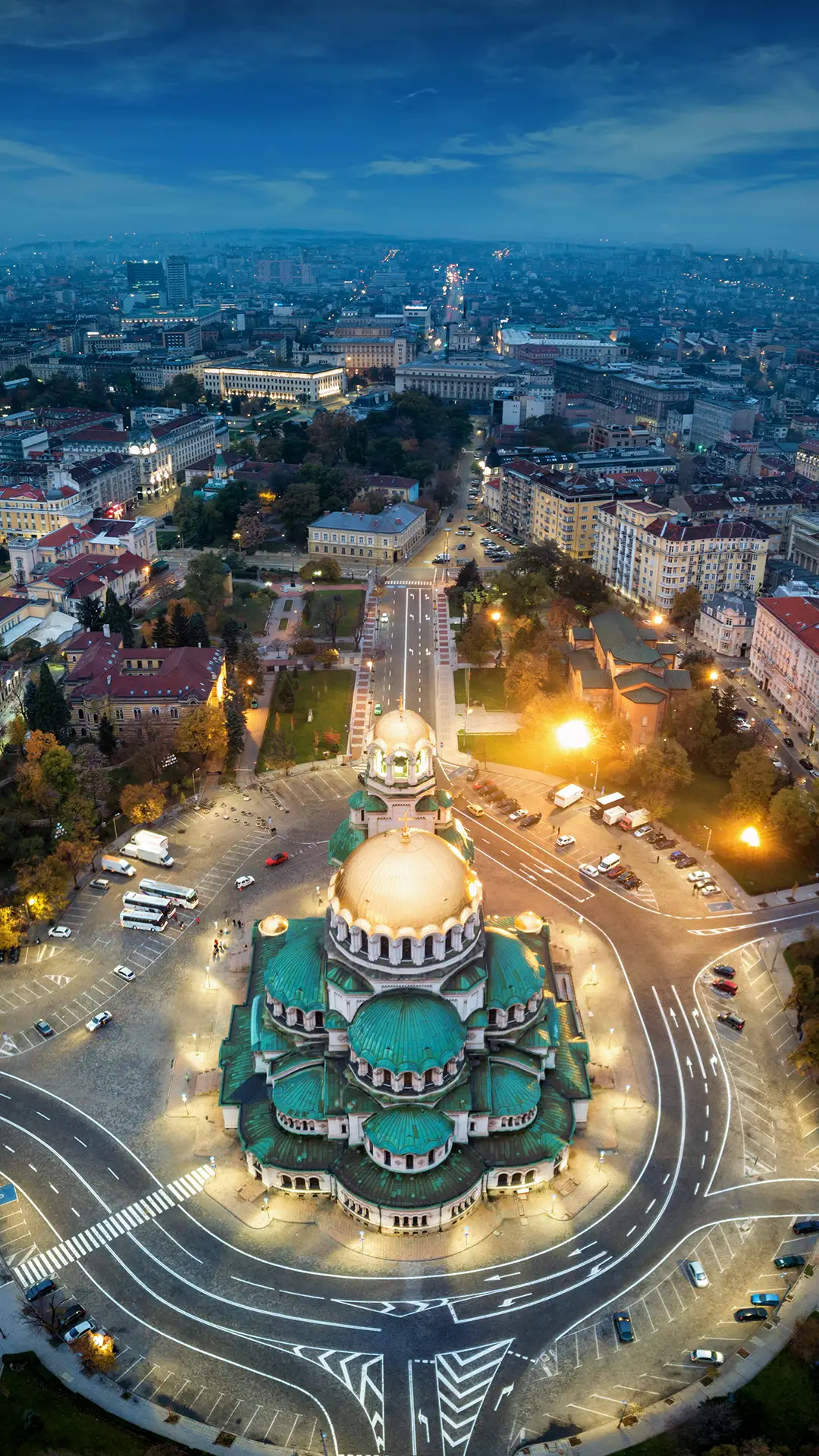 航拍对称建筑-锐景创意 - Screenshot 1